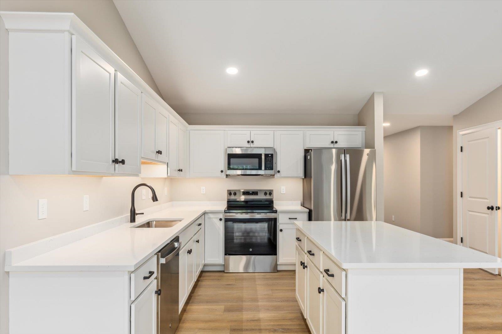 33 Willow Lane