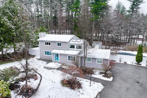 Photo of 6 Bryce Drive, Merrimack, NH 03054 (MLS # 5082973)
