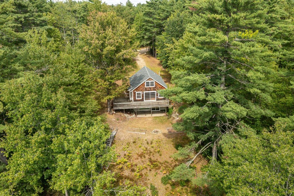 Photo of 51 Mill Pond Road, Wakefield, NH 03830 (MLS # 5055330)