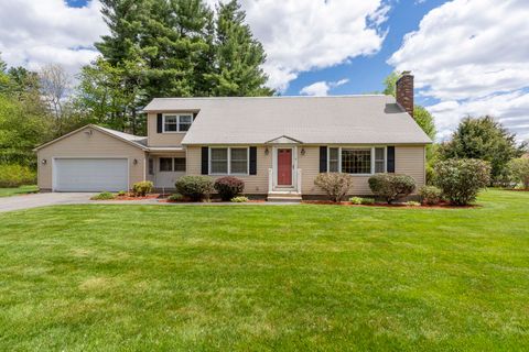 Photo of 5 Courtland Drive, Merrimack, NH 03054 (MLS # 5088706)