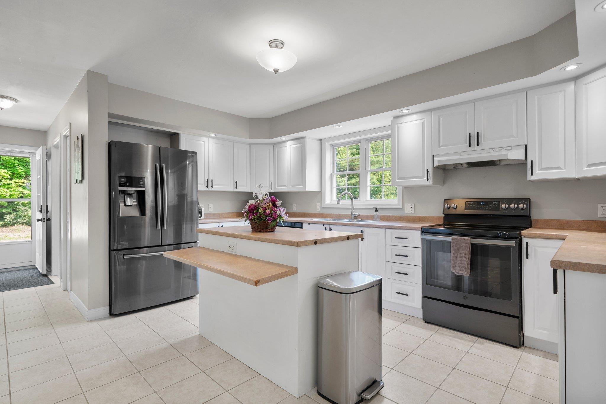 31 Villanova Drive