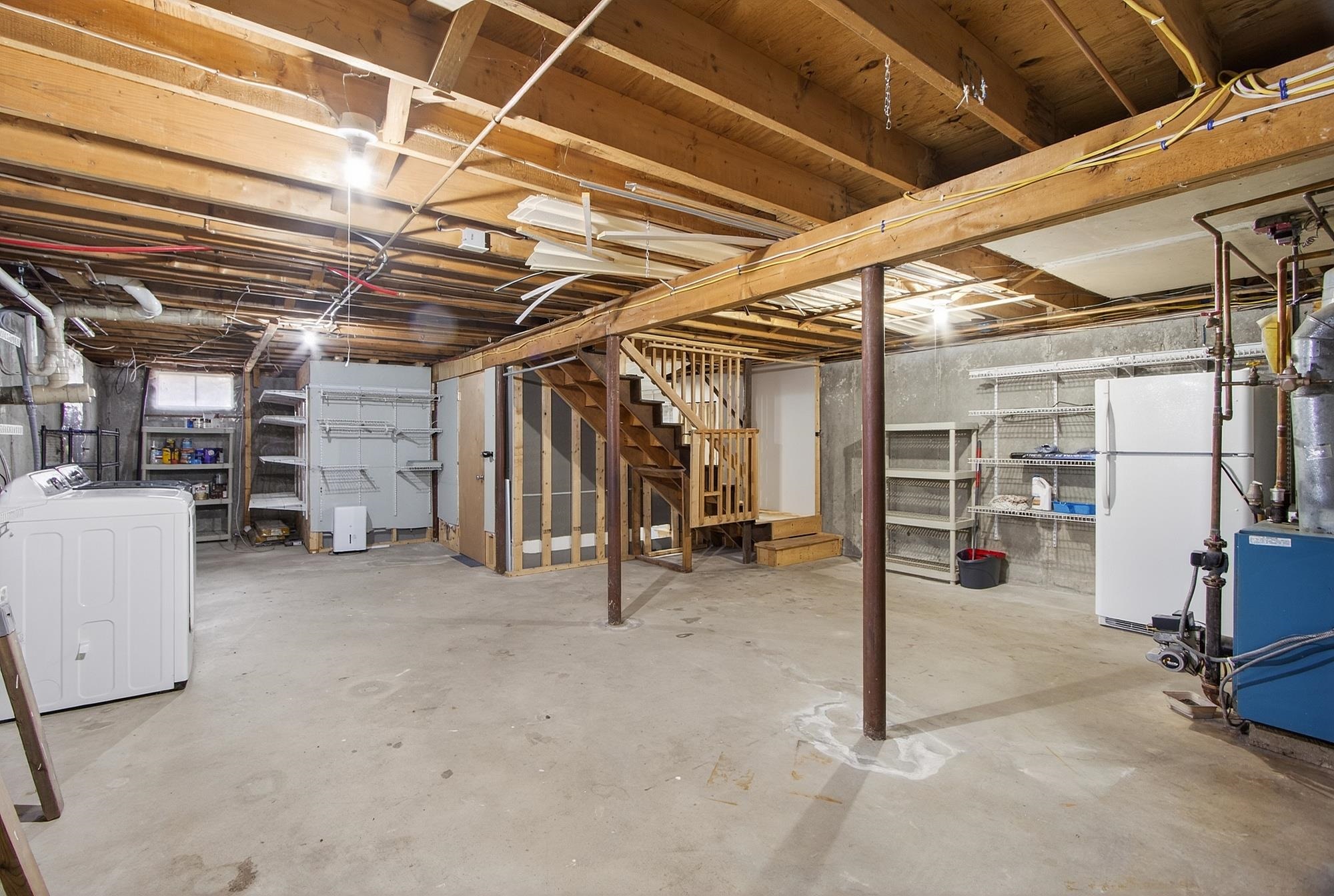 Merrimack, New Hampshire 03054, United States, 3 Bedrooms Bedrooms, ,2 BathroomsBathrooms,Residential,Pending,251562