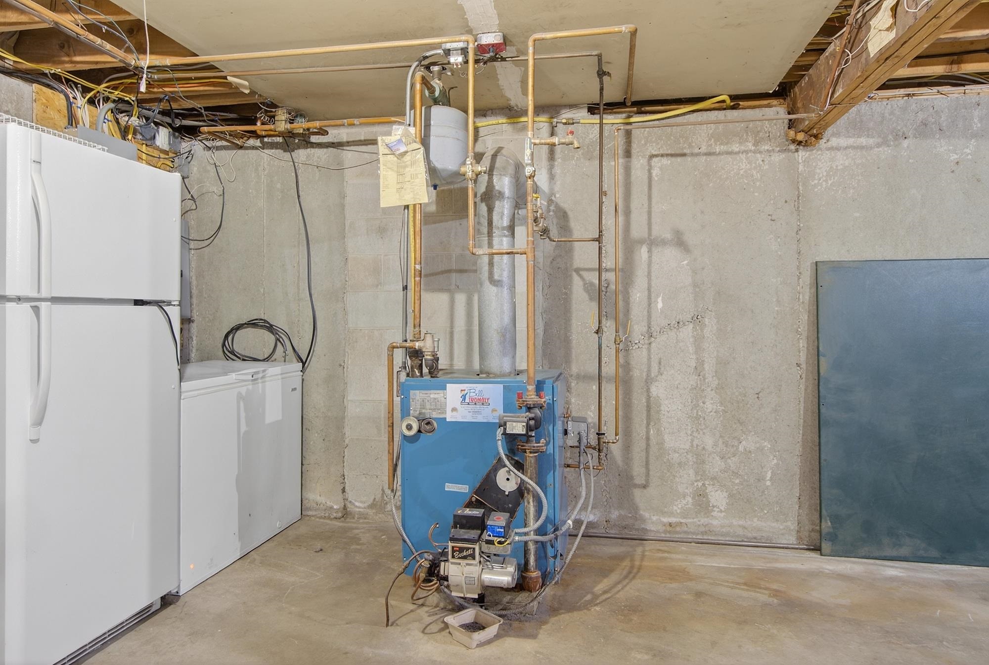 Merrimack, New Hampshire 03054, United States, 3 Bedrooms Bedrooms, ,2 BathroomsBathrooms,Residential,Pending,251562