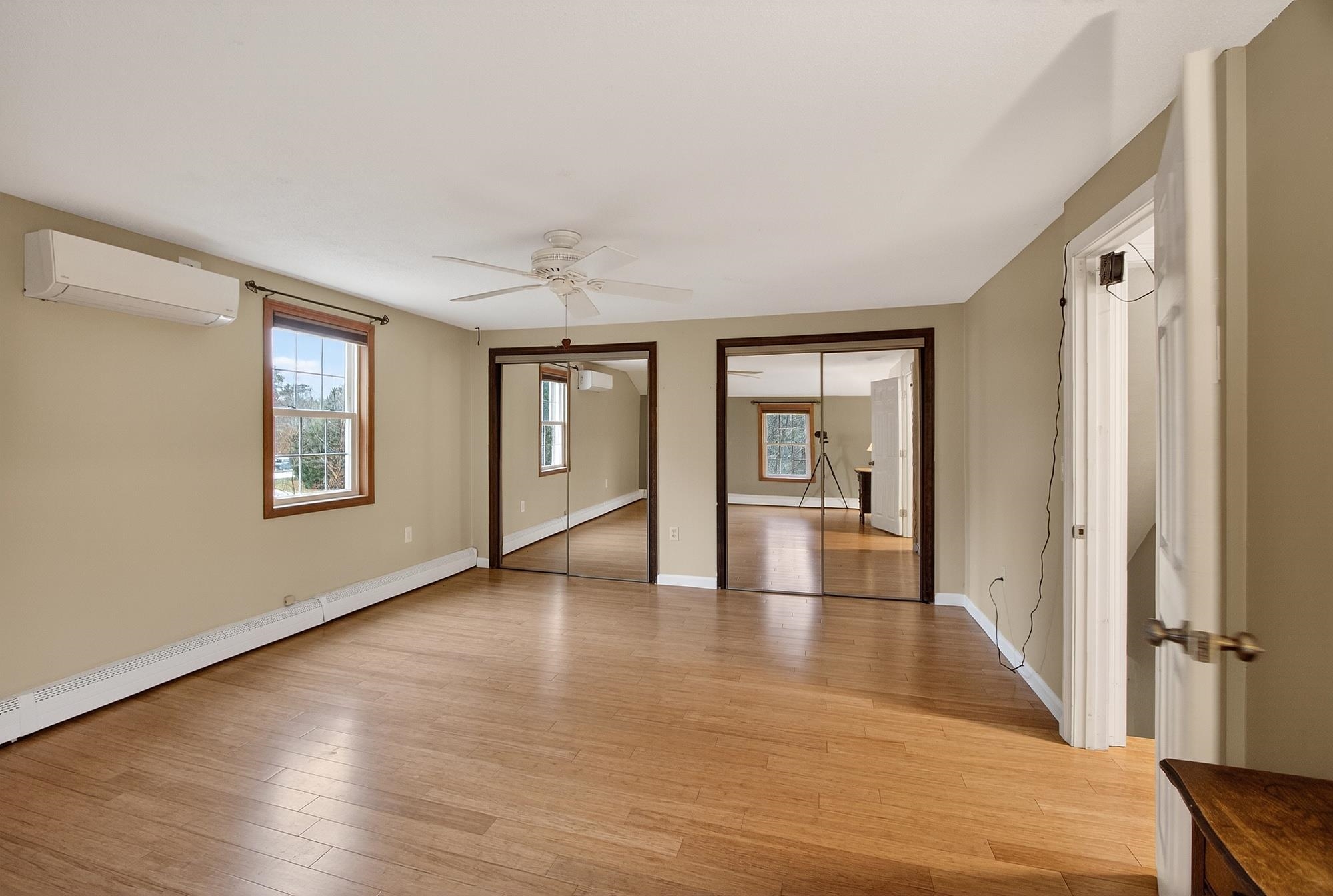 Merrimack, New Hampshire 03054, United States, 3 Bedrooms Bedrooms, ,2 BathroomsBathrooms,Residential,Pending,251562