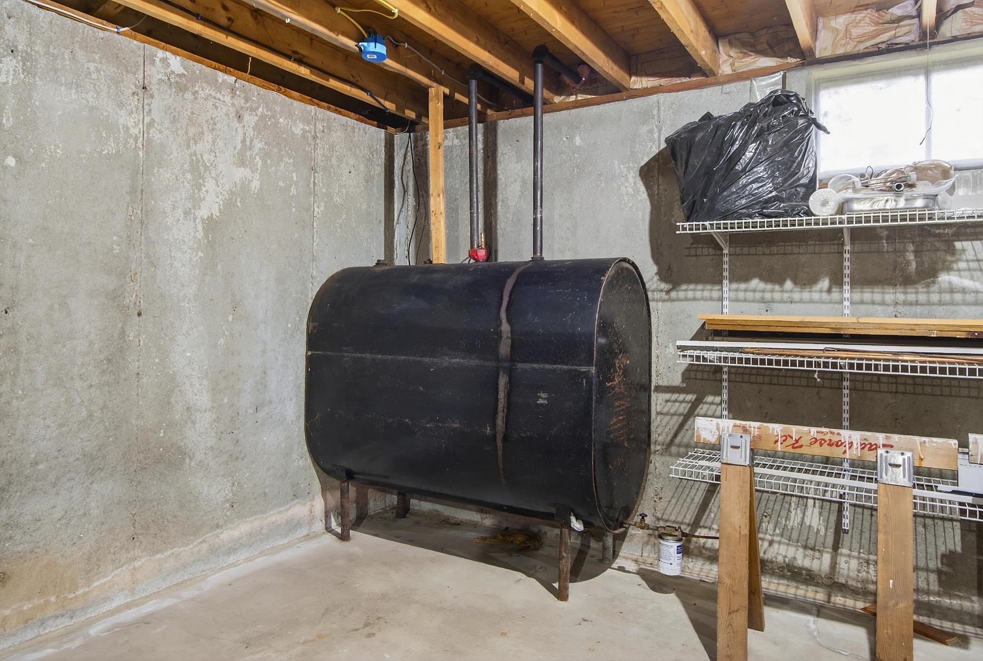 Merrimack, New Hampshire 03054, United States, 3 Bedrooms Bedrooms, ,2 BathroomsBathrooms,Residential,Pending,251562