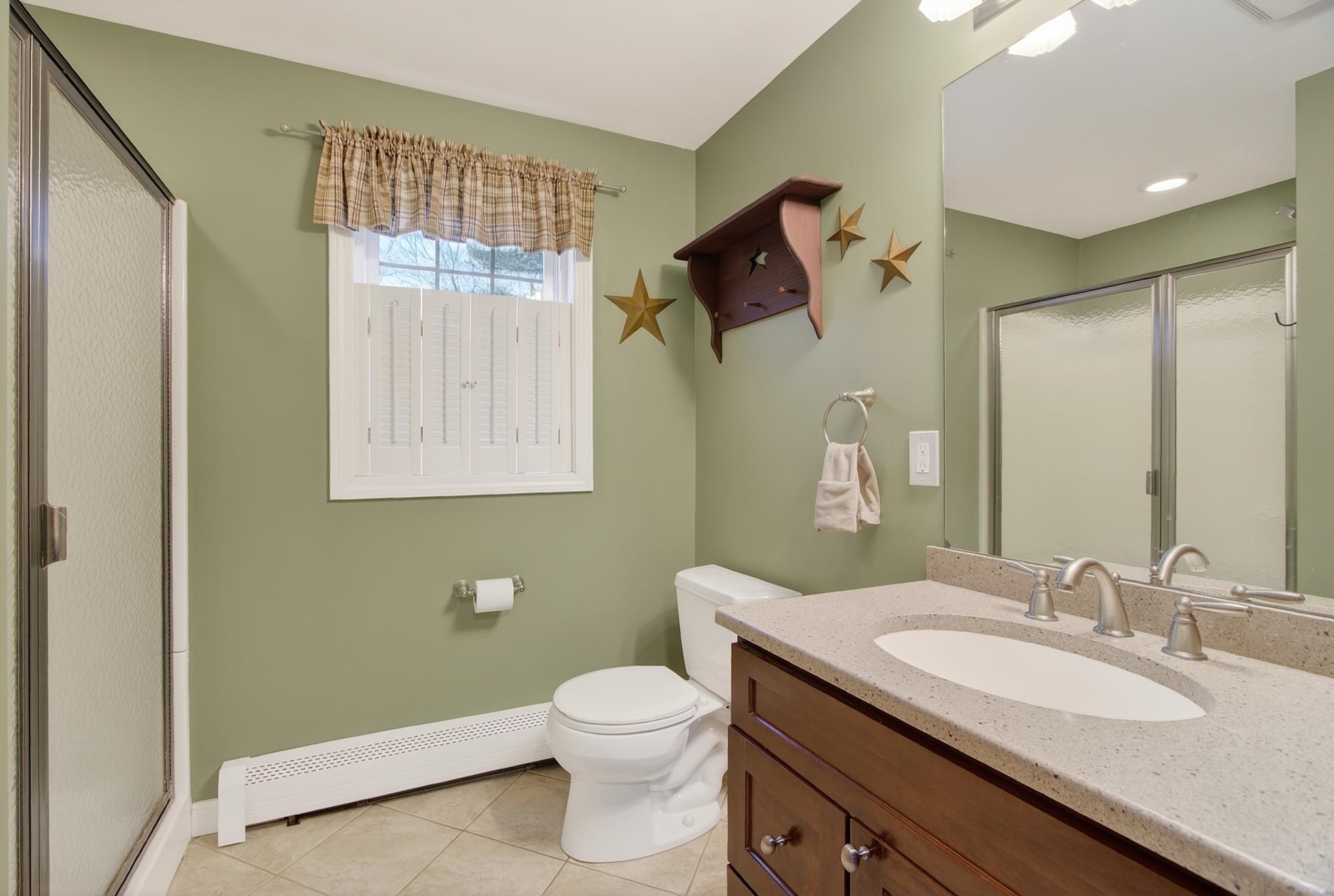 Merrimack, New Hampshire 03054, United States, 3 Bedrooms Bedrooms, ,2 BathroomsBathrooms,Residential,Pending,251562