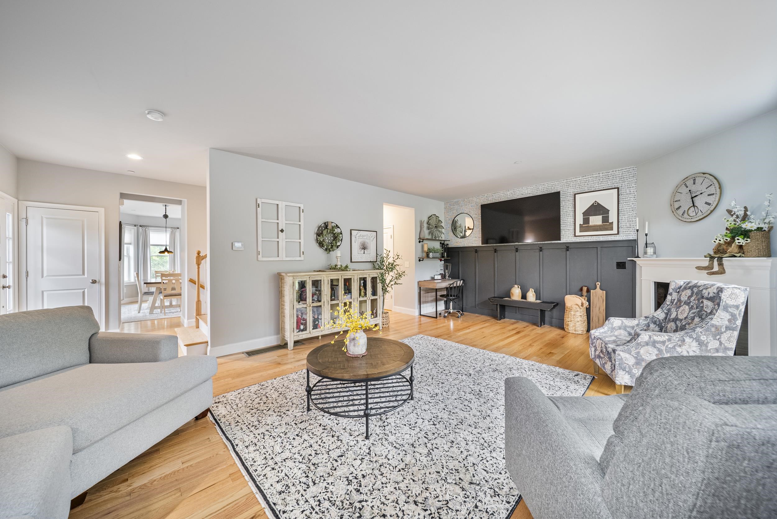 11 Manor Drive D