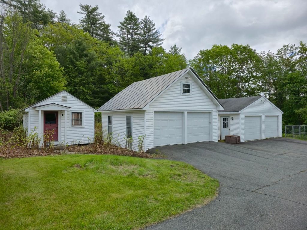Photo of 15 Old Pine Tree Cemetery Road, Lebanon, NH 03784 (MLS # 5048048)