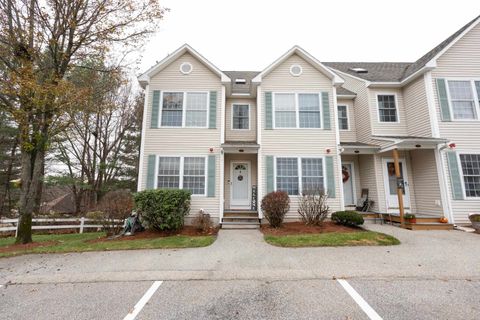 Photo of 15 Intervale Court, Hudson, NH 03051 (MLS # 5070950)