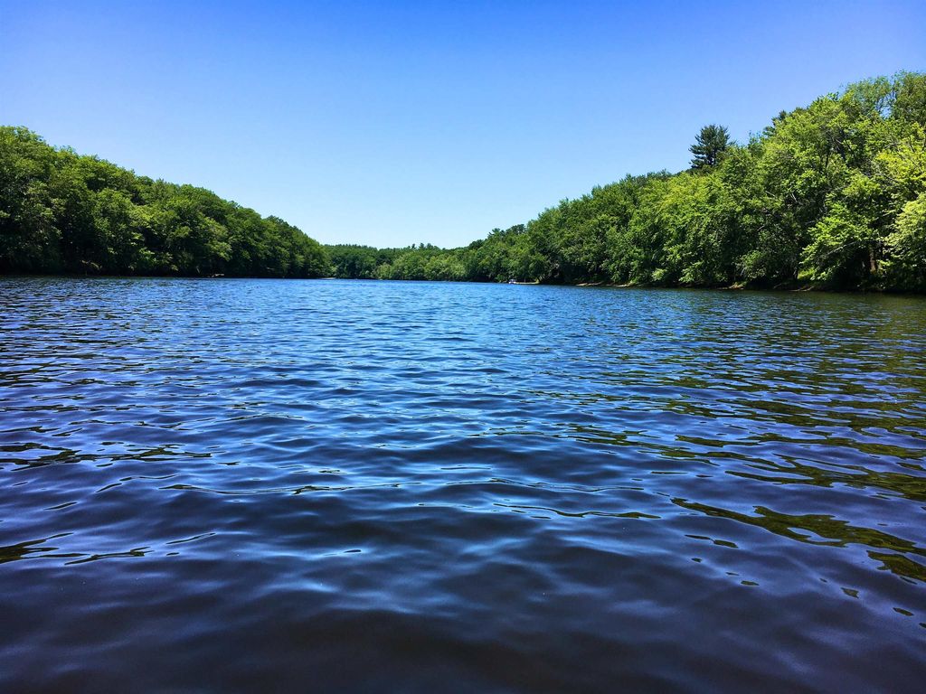 Photo of 54 Campbello Street, Hudson, NH 03051 (MLS # 5075078)