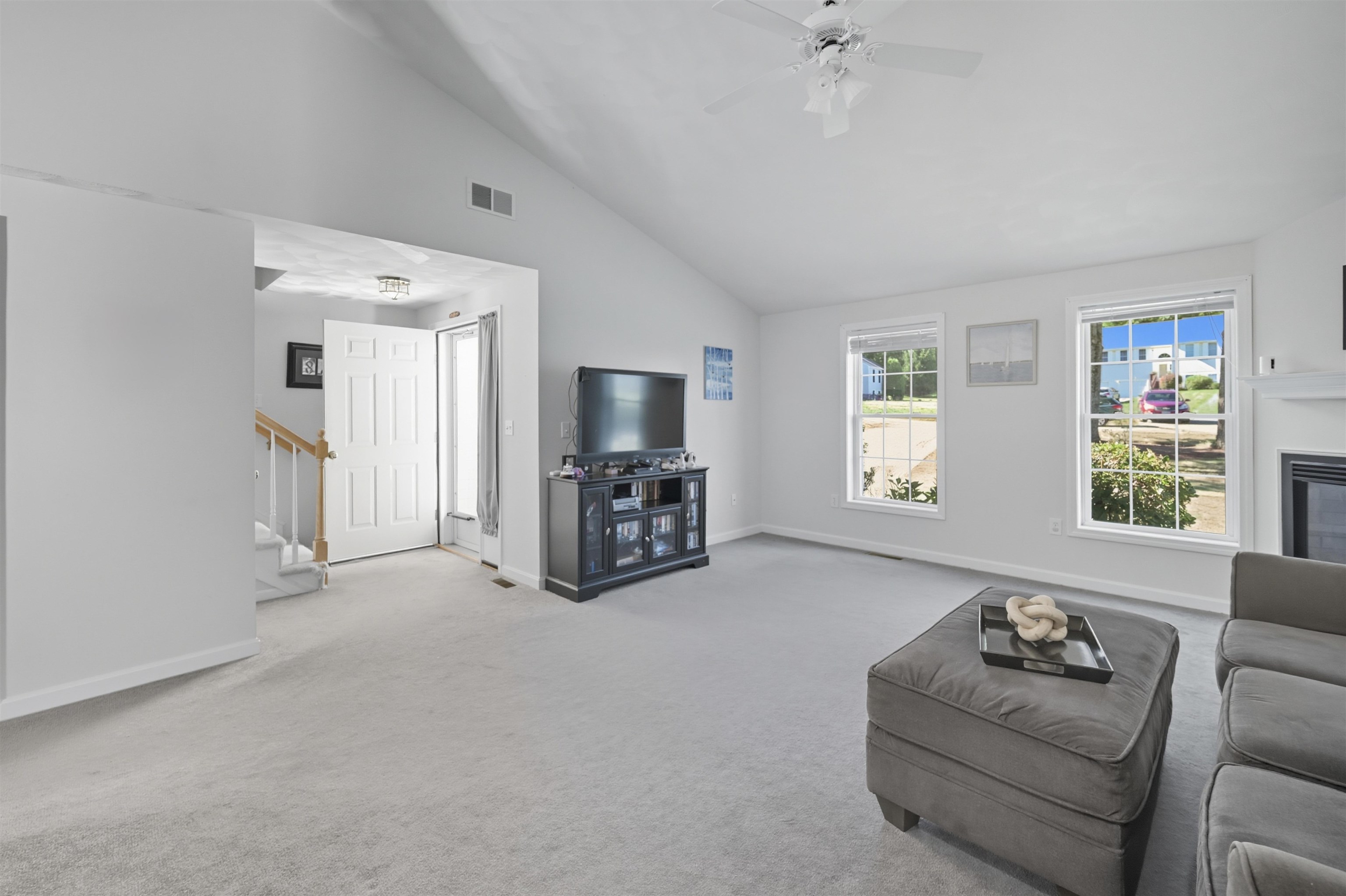 8 Patriot Drive 16