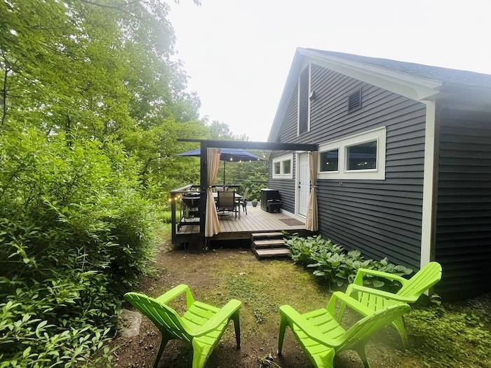 33 Newbury Heights Road