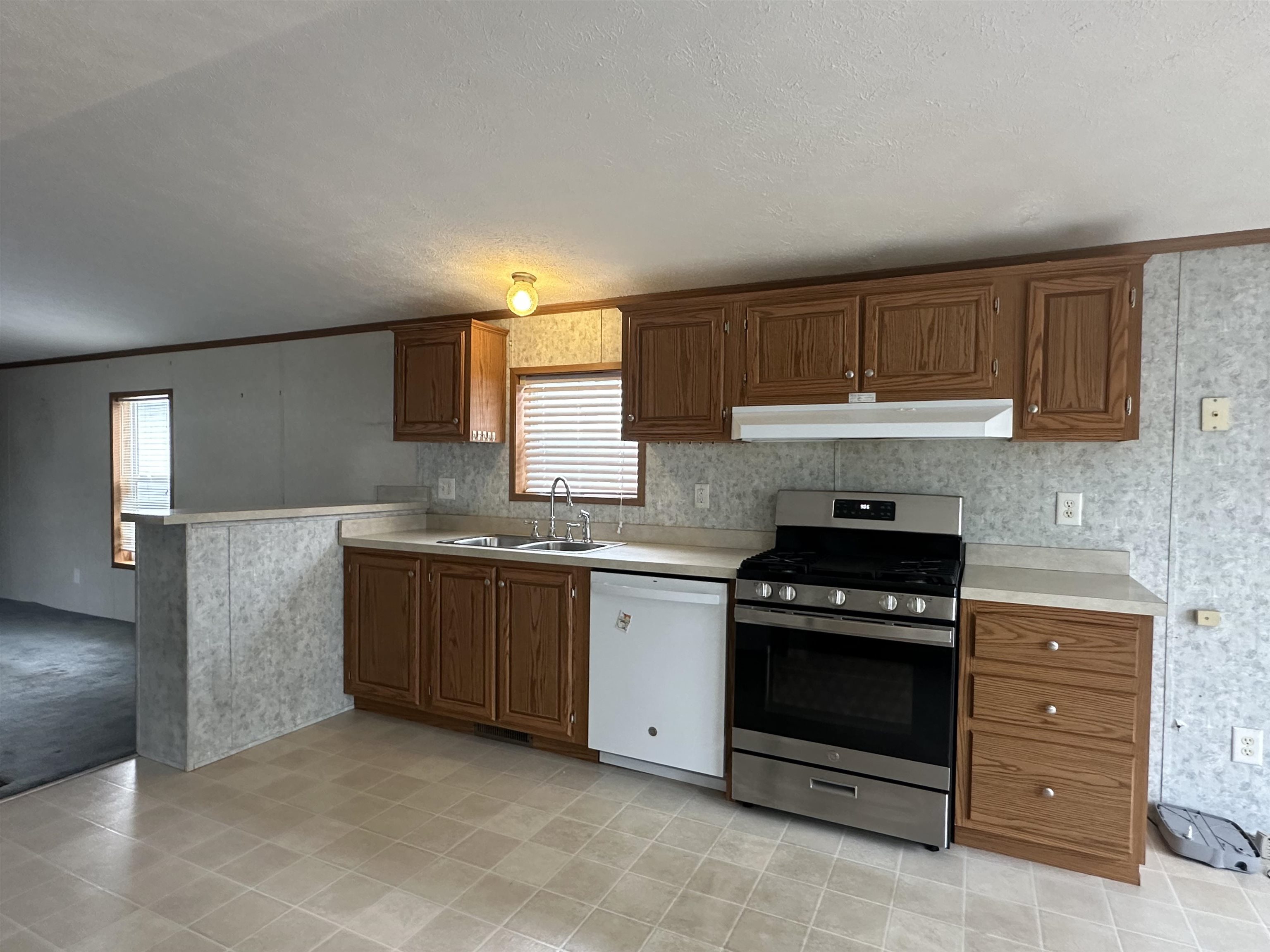 30 Kendall Pond Road Lot 28