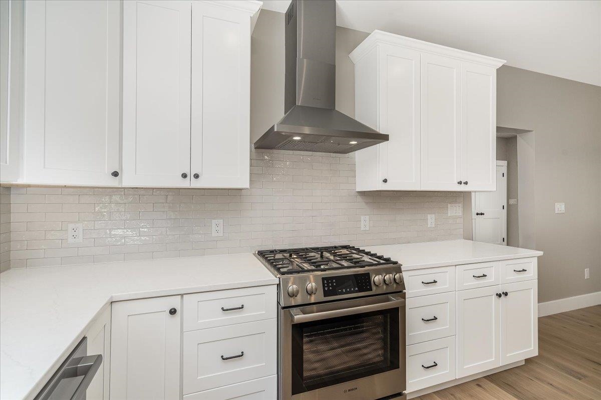 195 Amesbury Road