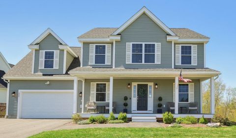 222 Standish Lane Hudson NH 03051