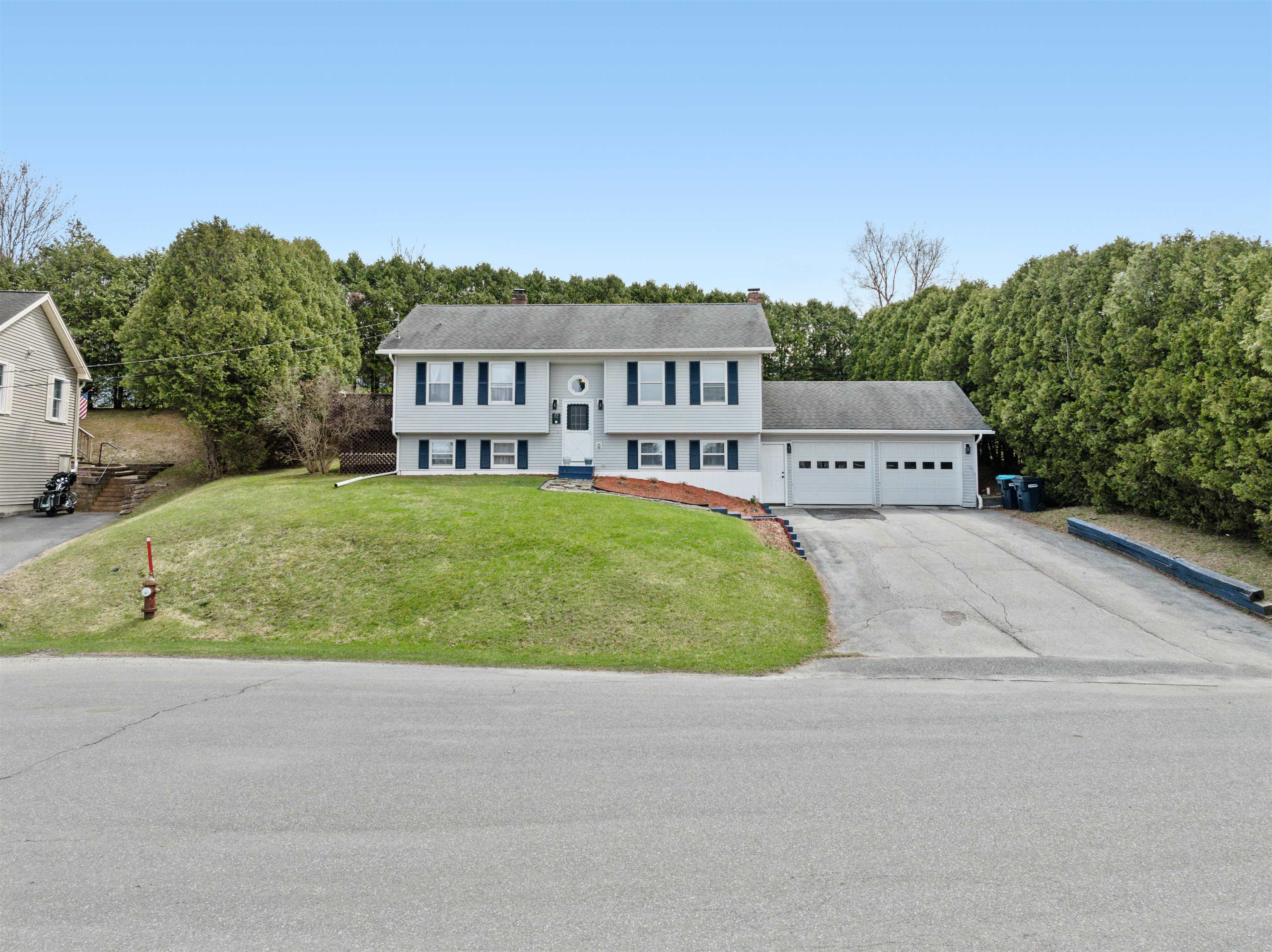 23 Dagmont Avenue