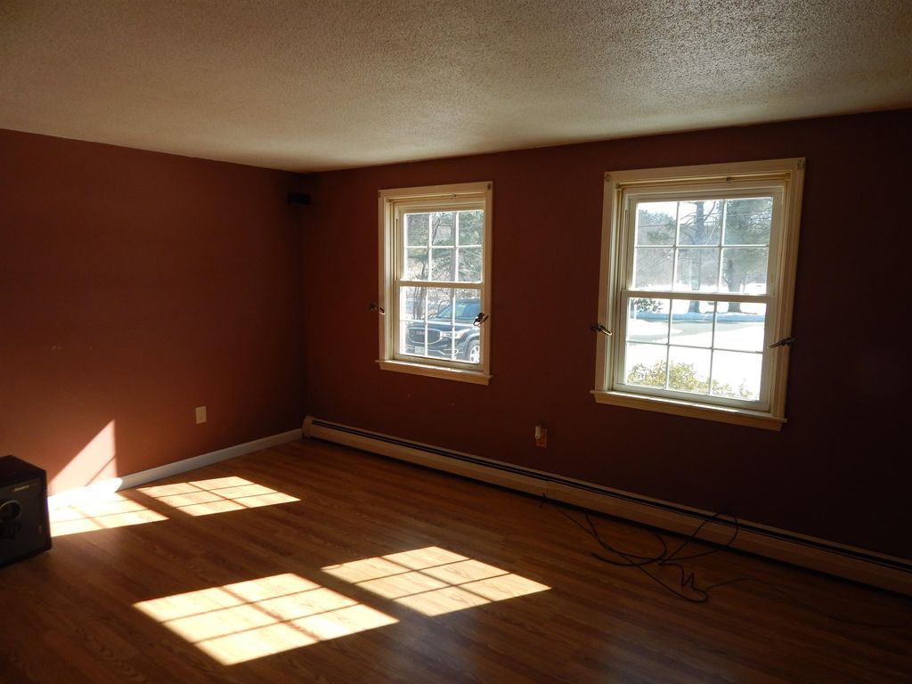 Photo of 3 Bonnie Lane, Derry, NH 03038 (MLS # 5079043)