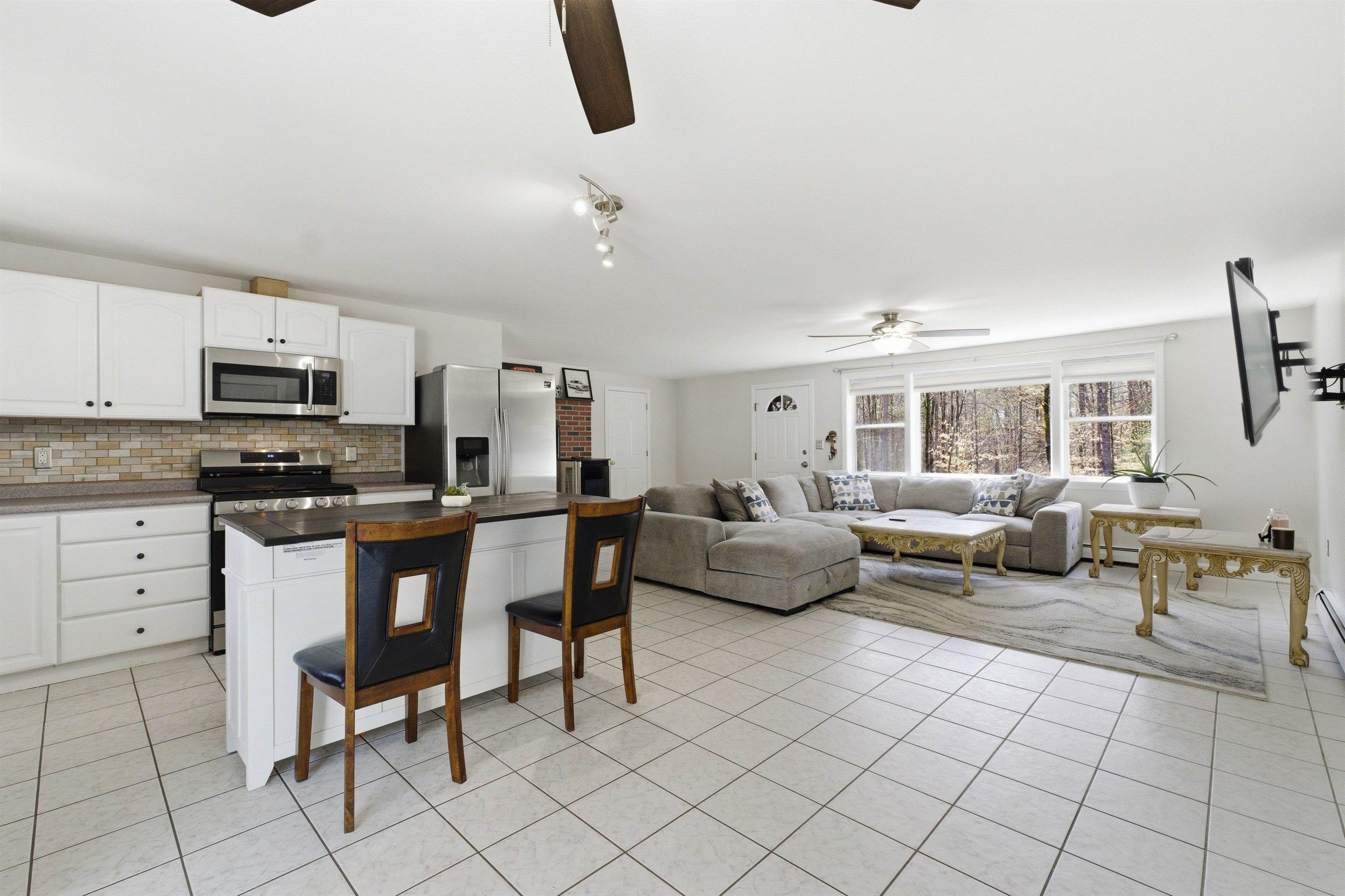 3600 White Mountain Highway