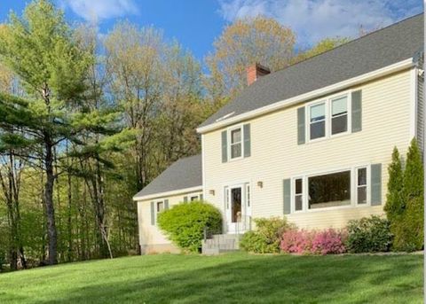 924 River Road Weare NH 03281