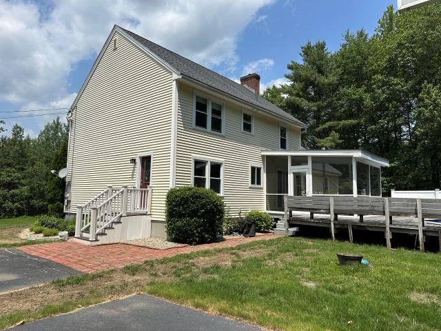 924 River Road