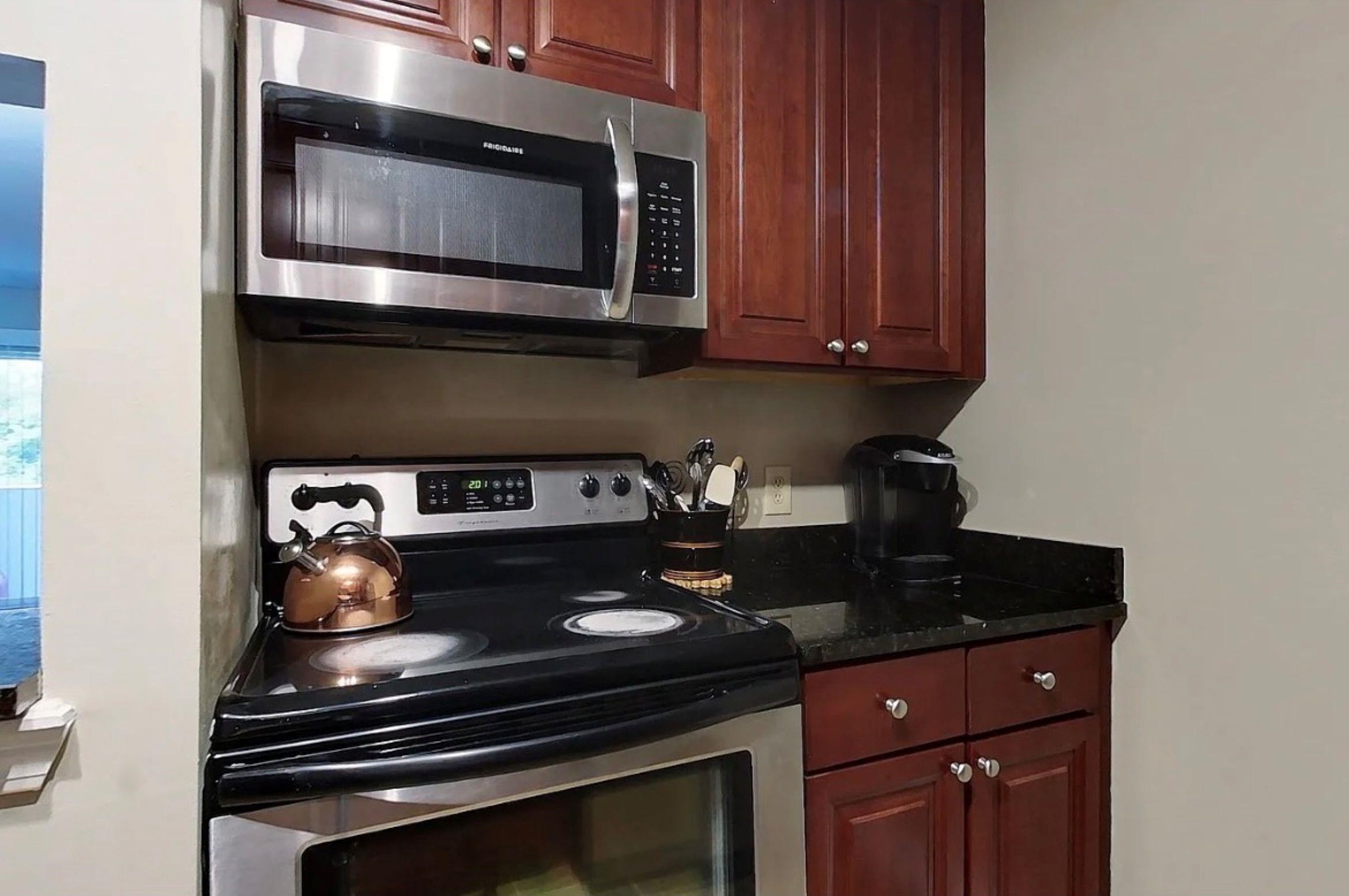 106 Eastern Avenue 102