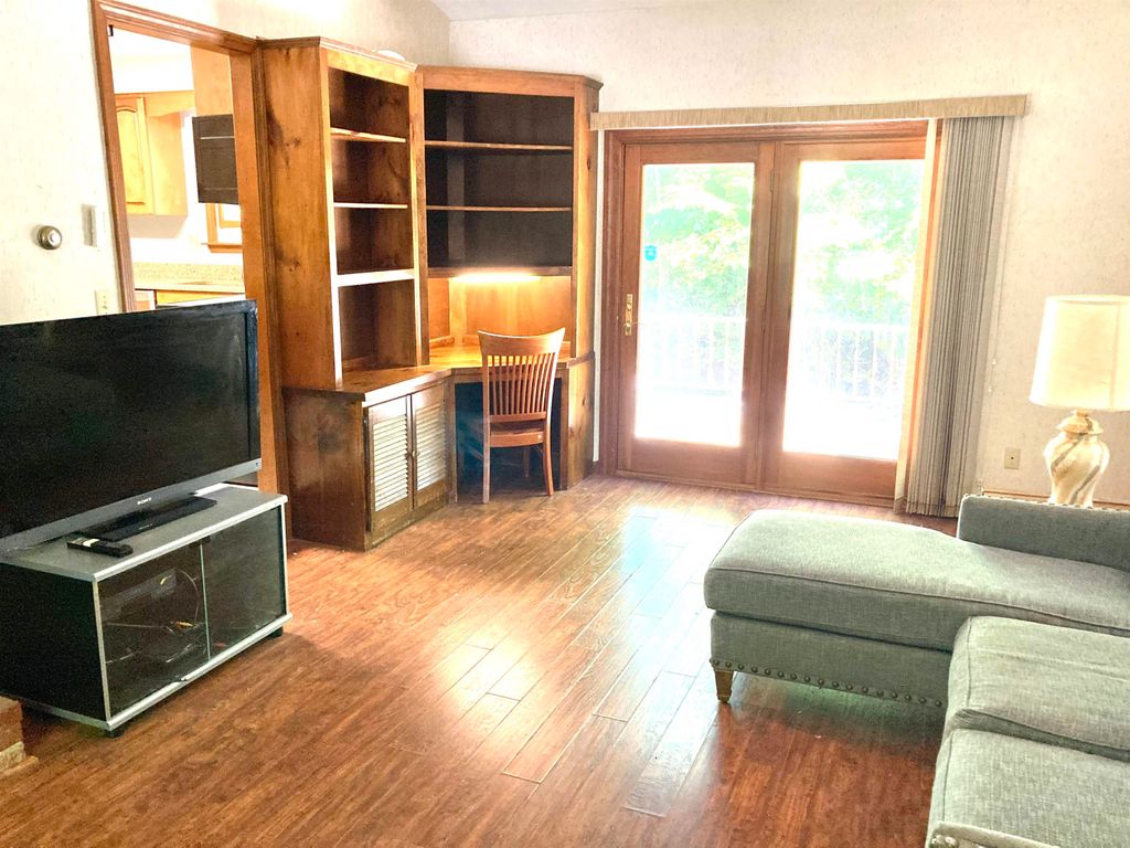 Photo of 17 Danbury Road, Nashua, NH 03064 (MLS # 5062119)
