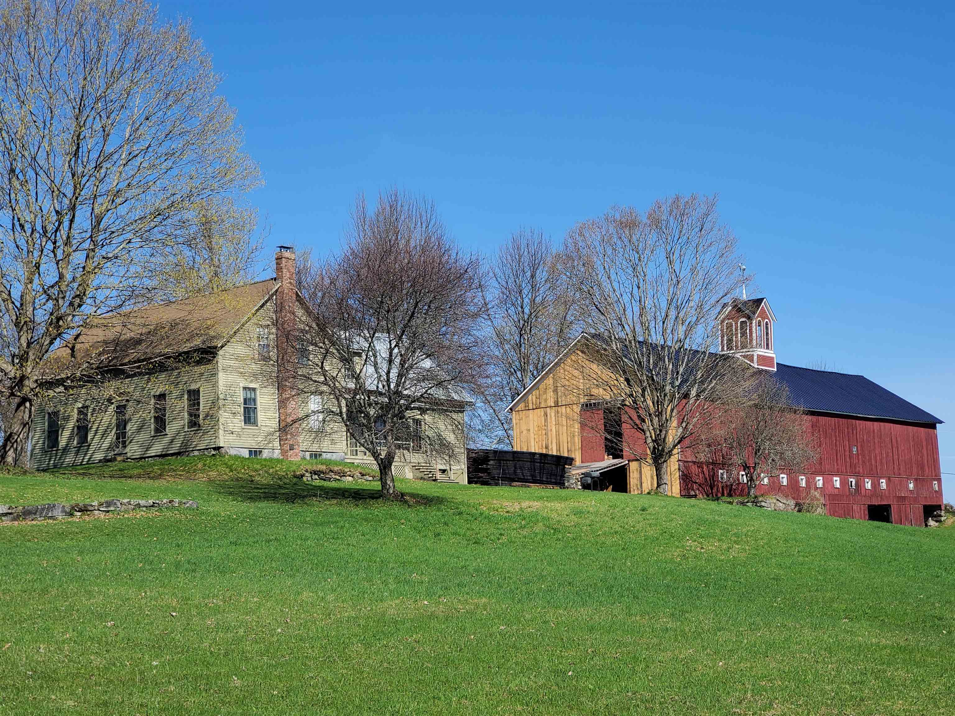 762 McLaren Hill Road