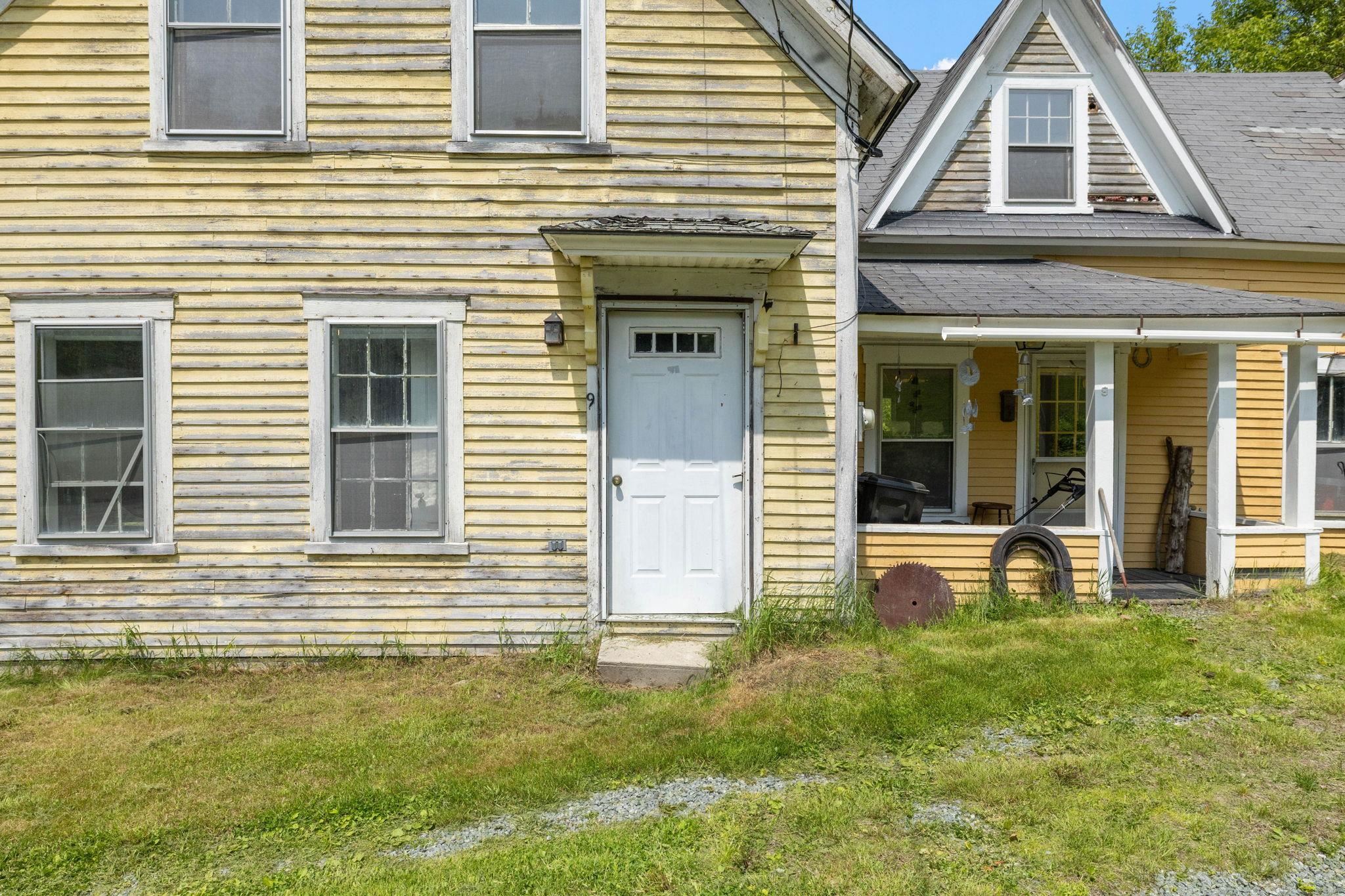 9 Laurel Street