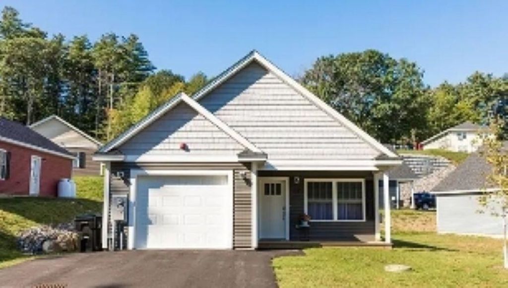 Photo of 14 John Drive #14JD, Laconia, NH 03247 (MLS # 5066440)