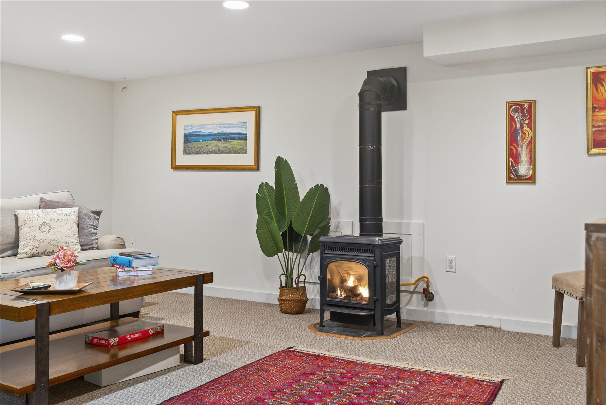 Waterbury, Vermont 05677, United States, 4 Bedrooms Bedrooms, ,4 BathroomsBathrooms,Residential,Active,228245