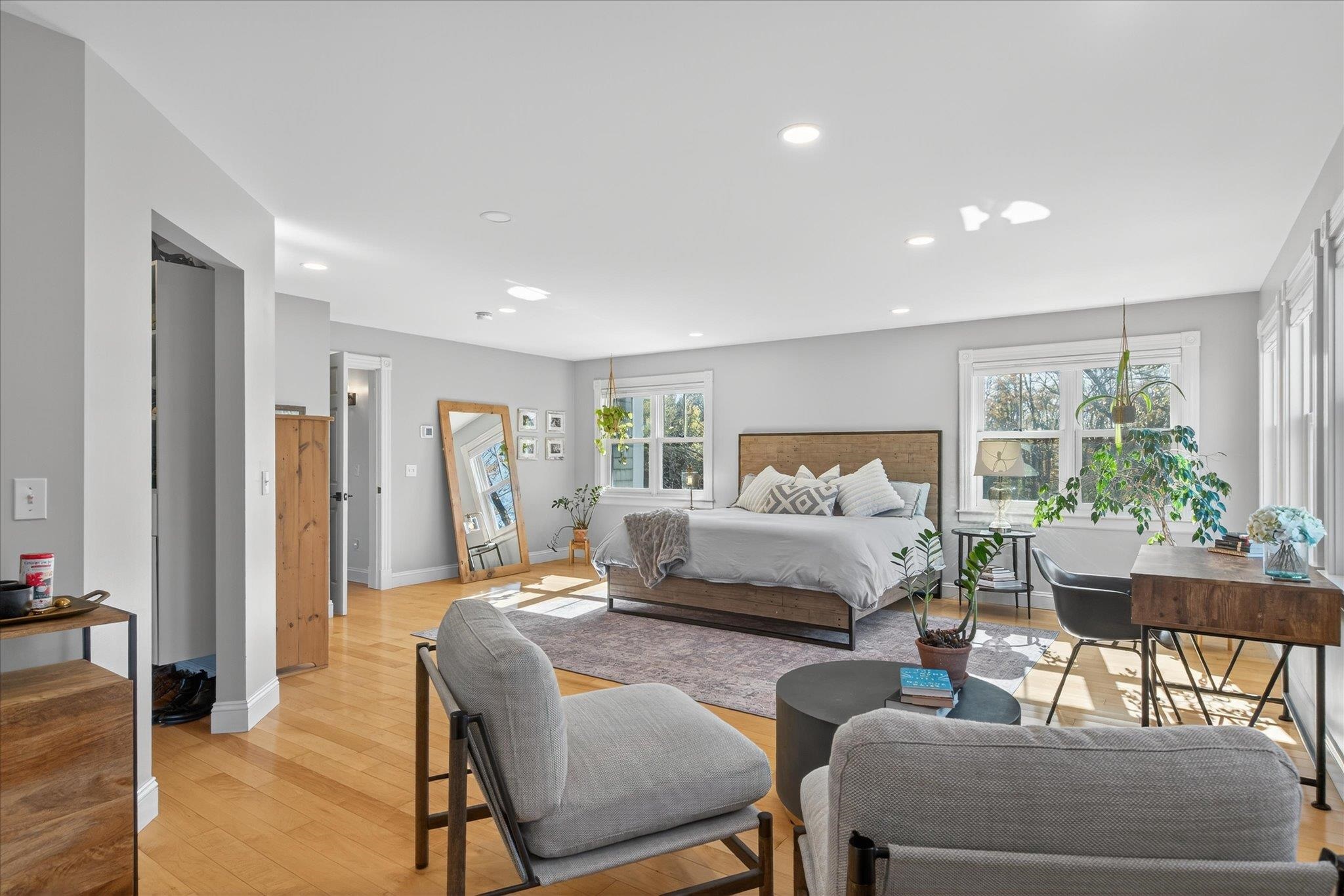 Waterbury, Vermont 05677, United States, 4 Bedrooms Bedrooms, ,4 BathroomsBathrooms,Residential,Active,228245