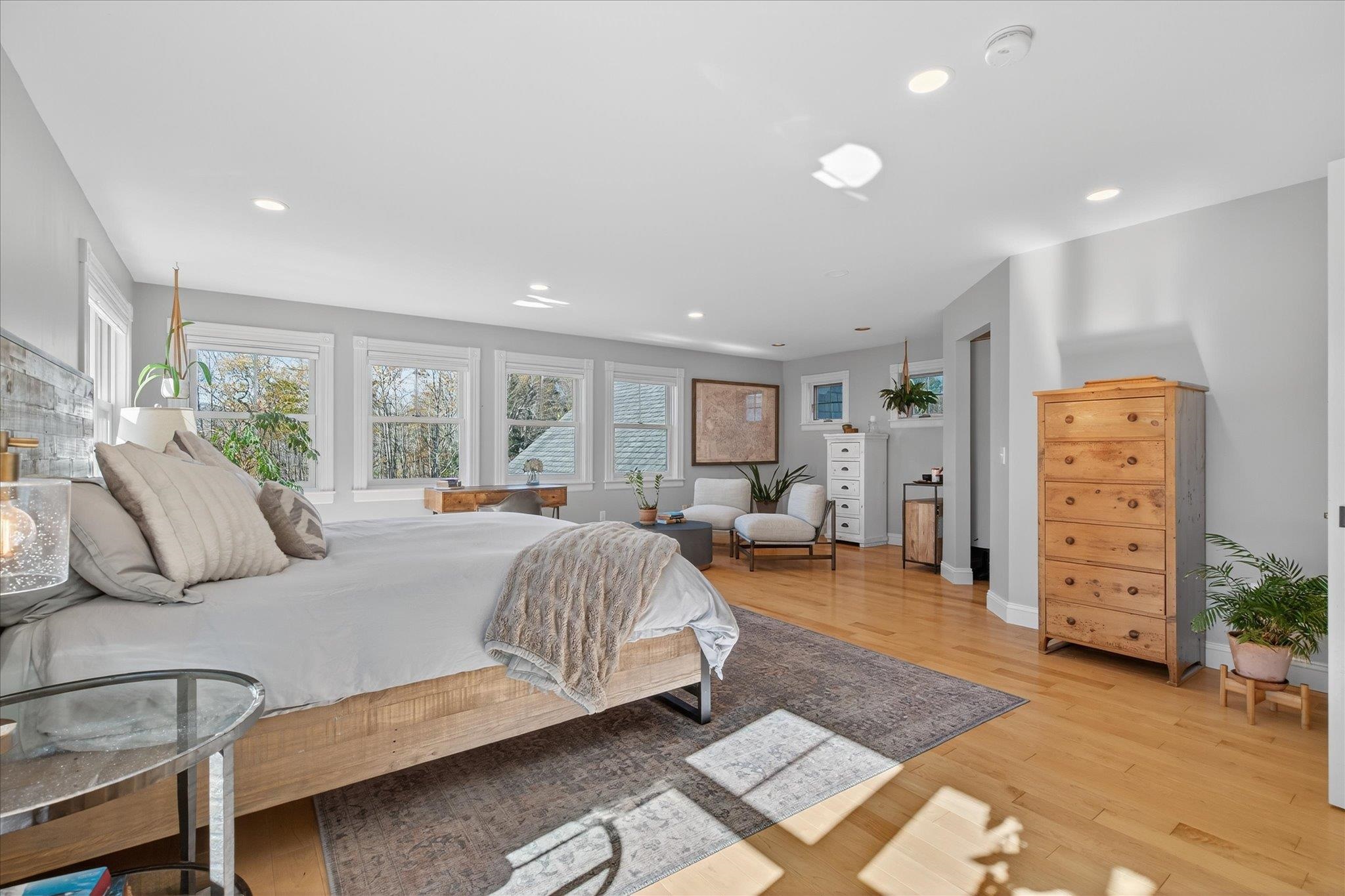 Waterbury, Vermont 05677, United States, 4 Bedrooms Bedrooms, ,4 BathroomsBathrooms,Residential,Active,228245