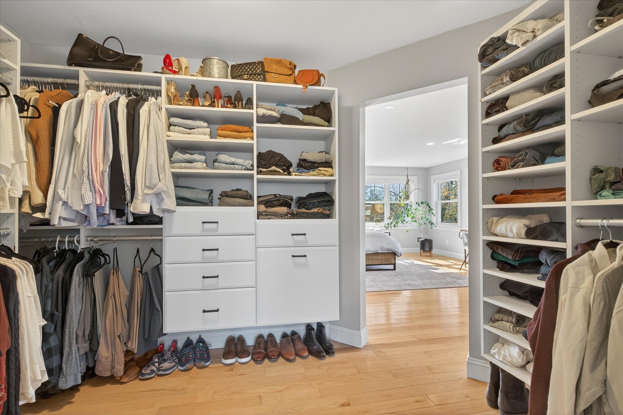 Waterbury, Vermont 05677, United States, 4 Bedrooms Bedrooms, ,4 BathroomsBathrooms,Residential,Active,228245