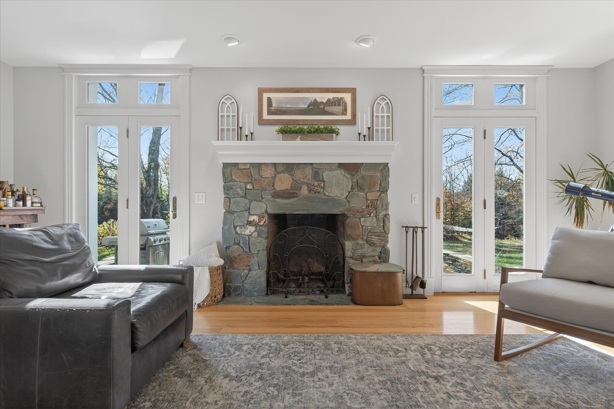 Waterbury, Vermont 05677, United States, 4 Bedrooms Bedrooms, ,4 BathroomsBathrooms,Residential,Active,228245