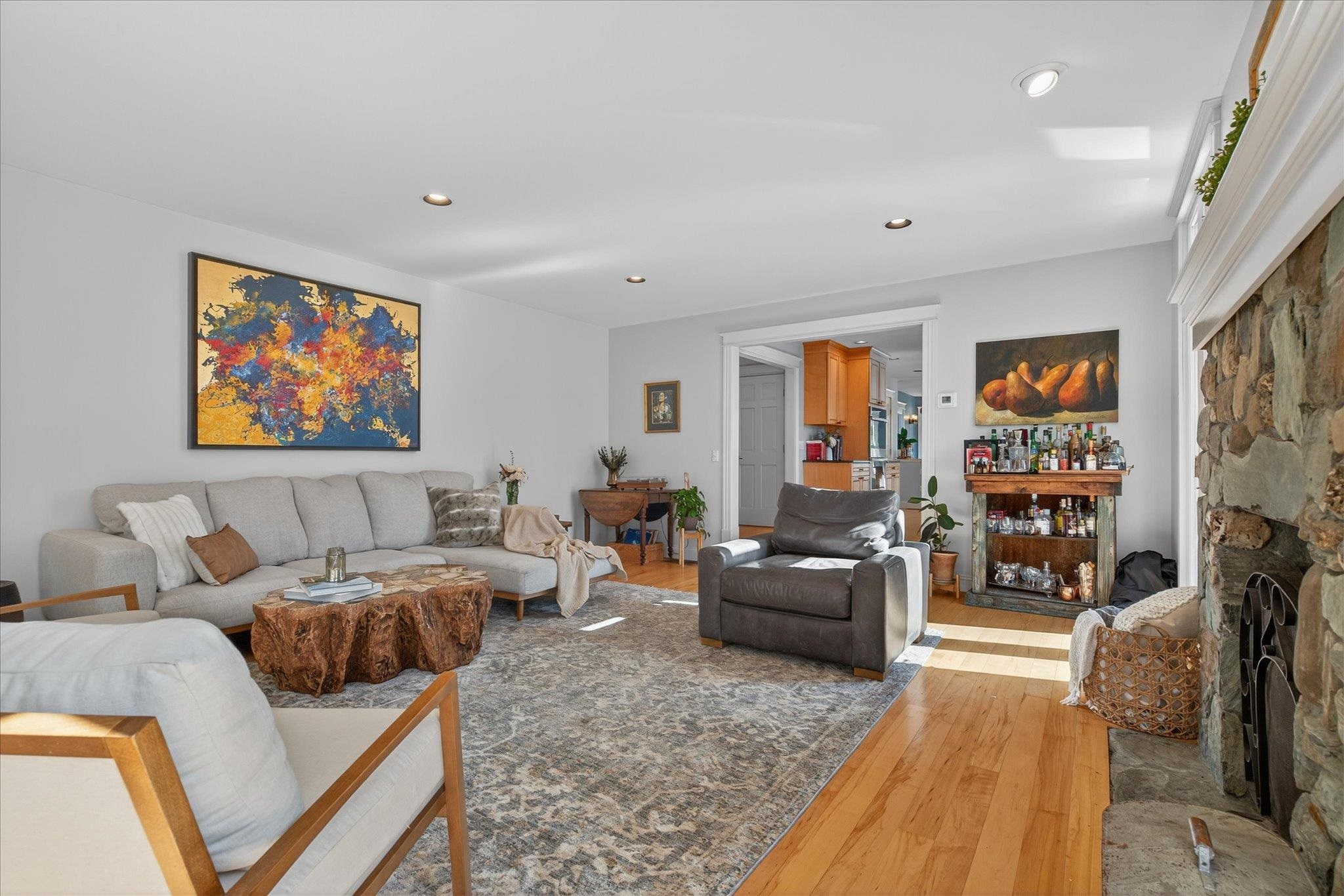 Waterbury, Vermont 05677, United States, 4 Bedrooms Bedrooms, ,4 BathroomsBathrooms,Residential,Active,228245