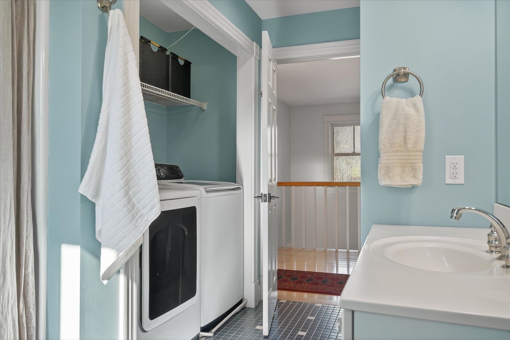 Waterbury, Vermont 05677, United States, 4 Bedrooms Bedrooms, ,4 BathroomsBathrooms,Residential,Active,228245