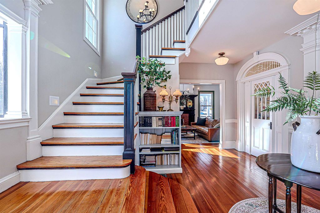 Photo of 120 S Mast Street, Goffstown, NH 03045 (MLS # 5076104)