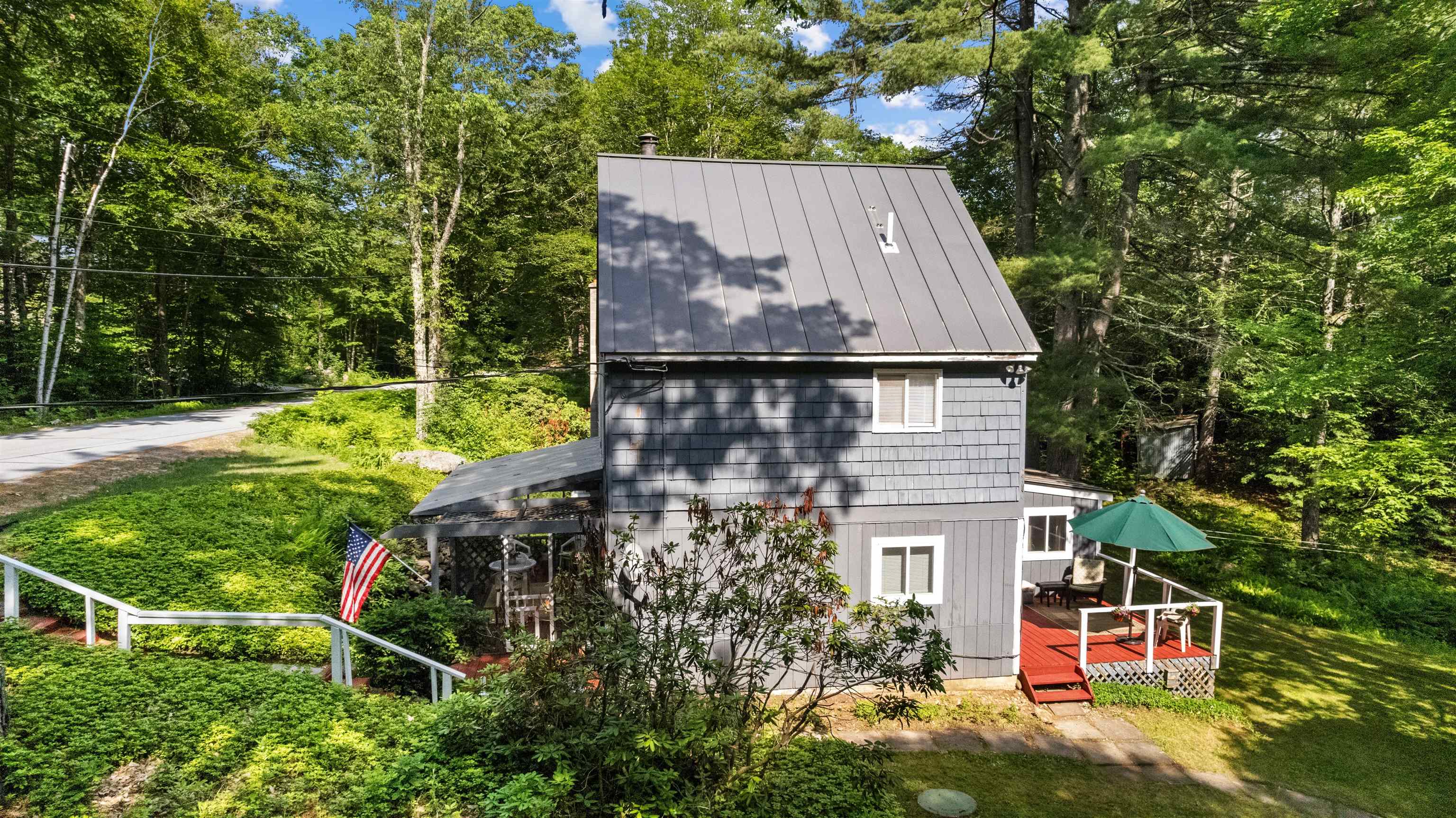186 Center Road