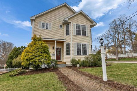 Photo of 2246 Elm Street, Manchester, NH 03104 (MLS # 5082811)