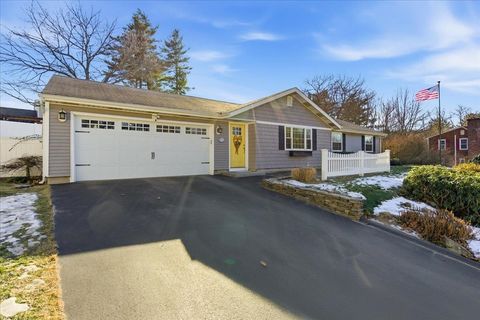 Photo of 535 Coral Avenue, Manchester, NH 03104 (MLS # 5074738)