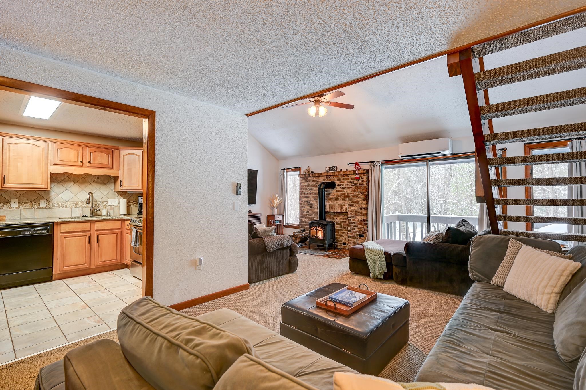 123 Stonehurst Manor Road 16A