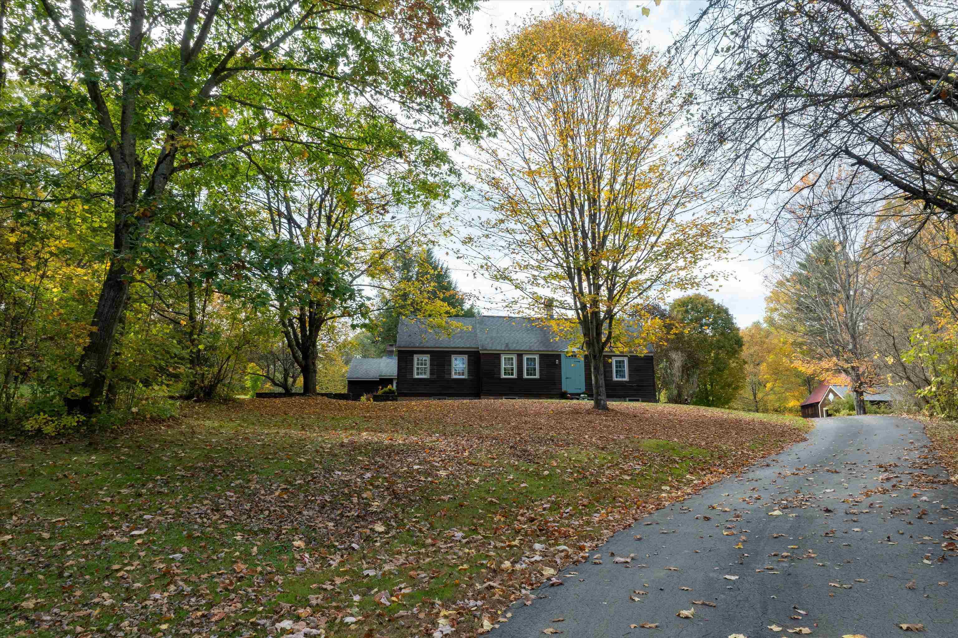 1909 Pine Banks Road