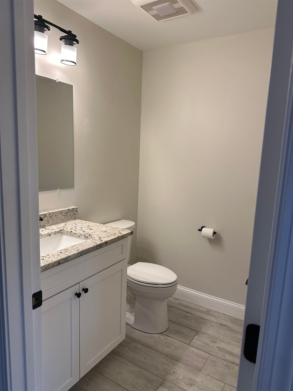 Photo of 12 Sapphire Lane, Nashua, NH 03060 (MLS # 5067738)