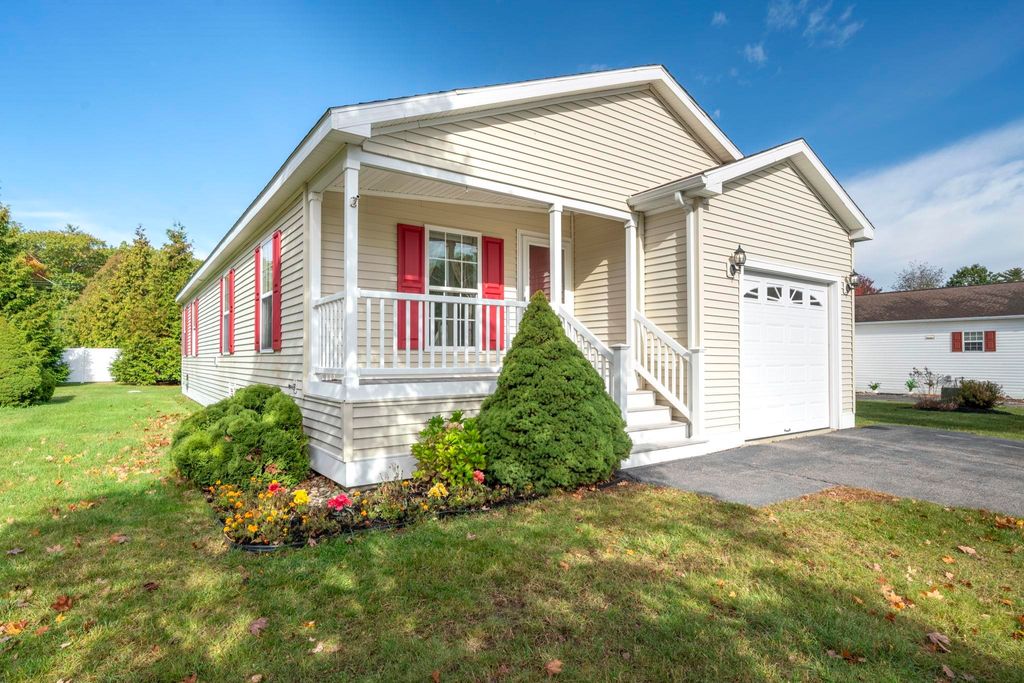 Photo of 4 Aspen Way, North Hampton, NH 03862 (MLS # 5066128)
