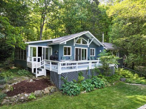 1274 Hooker Road Leicester VT 05733