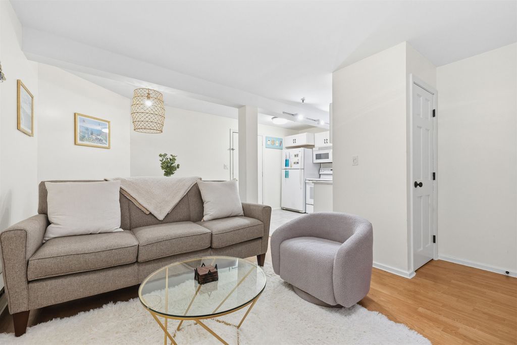 Photo of 90 Fleet Street #3-5, Portsmouth, NH 03801 (MLS # 5087334)