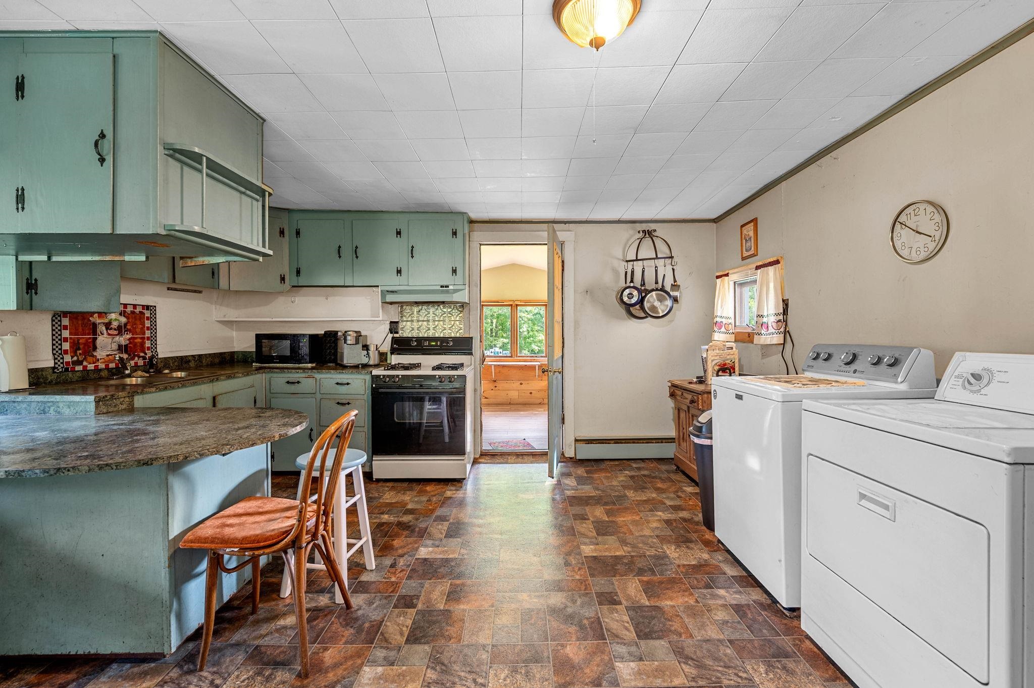 Johnson, Vermont 05656, United States, 2 Bedrooms Bedrooms, ,1 BathroomBathrooms,Residential,Pending,206615