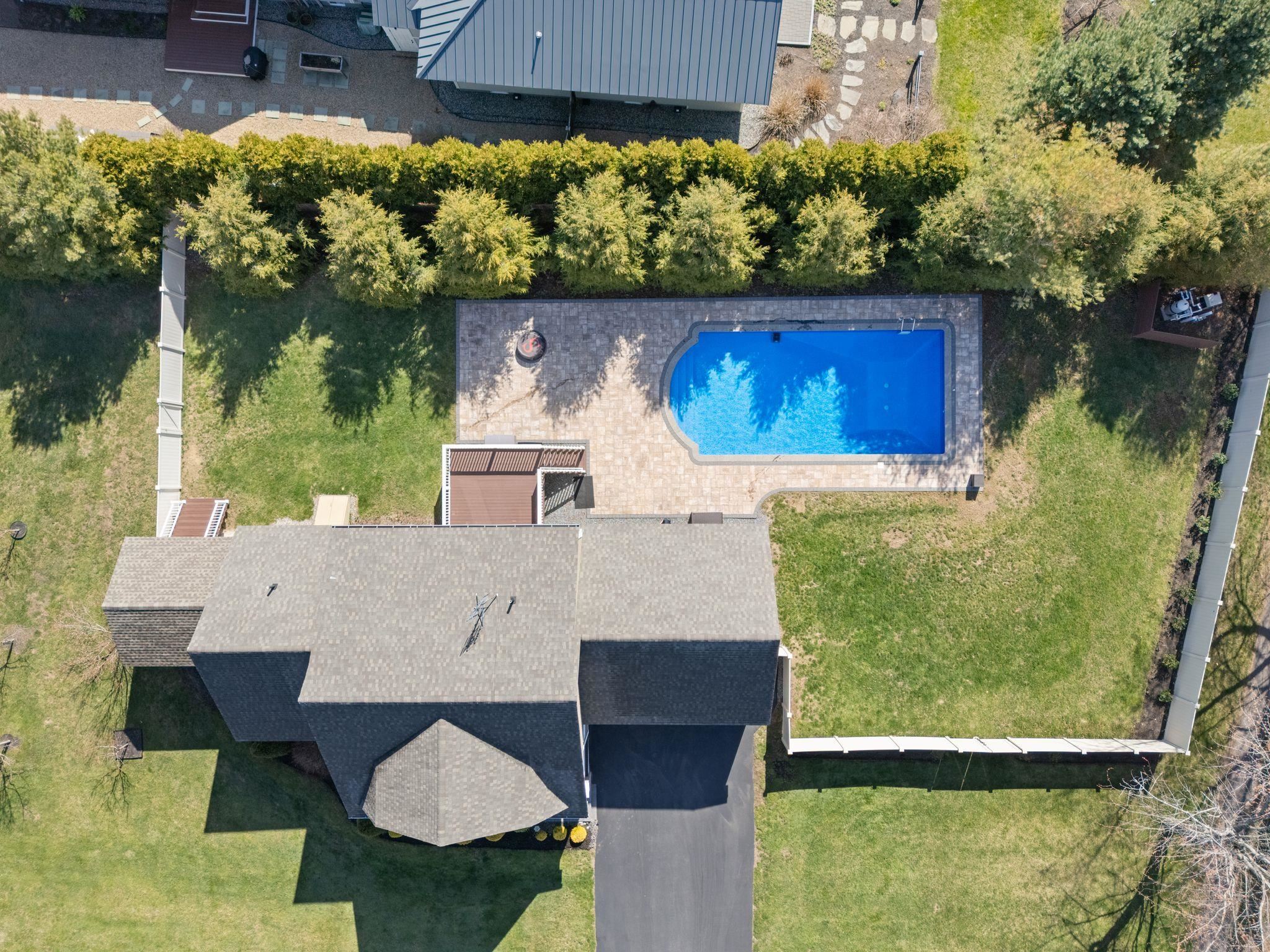 2 Hilliard Drive