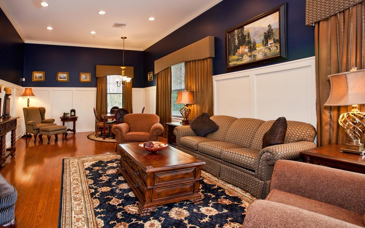 Manchester, New Hampshire 03102, United States, 2 Bedrooms Bedrooms, ,2 BathroomsBathrooms,Residential,Active,233443