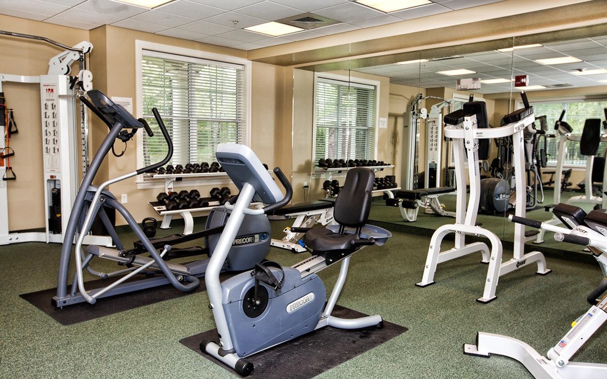 Manchester, New Hampshire 03102, United States, 2 Bedrooms Bedrooms, ,2 BathroomsBathrooms,Residential,Active,233443